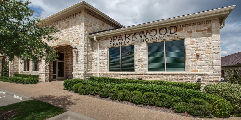 Parkwood Family Chiropractic 768x382