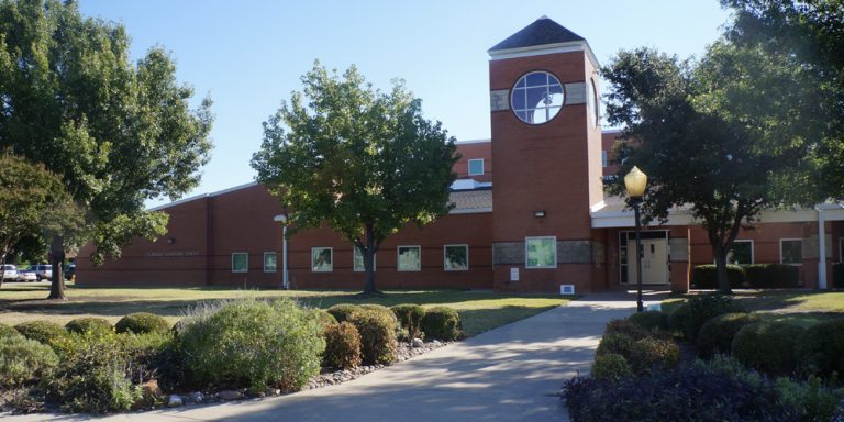I. S. Rogers Elementary School 768x384